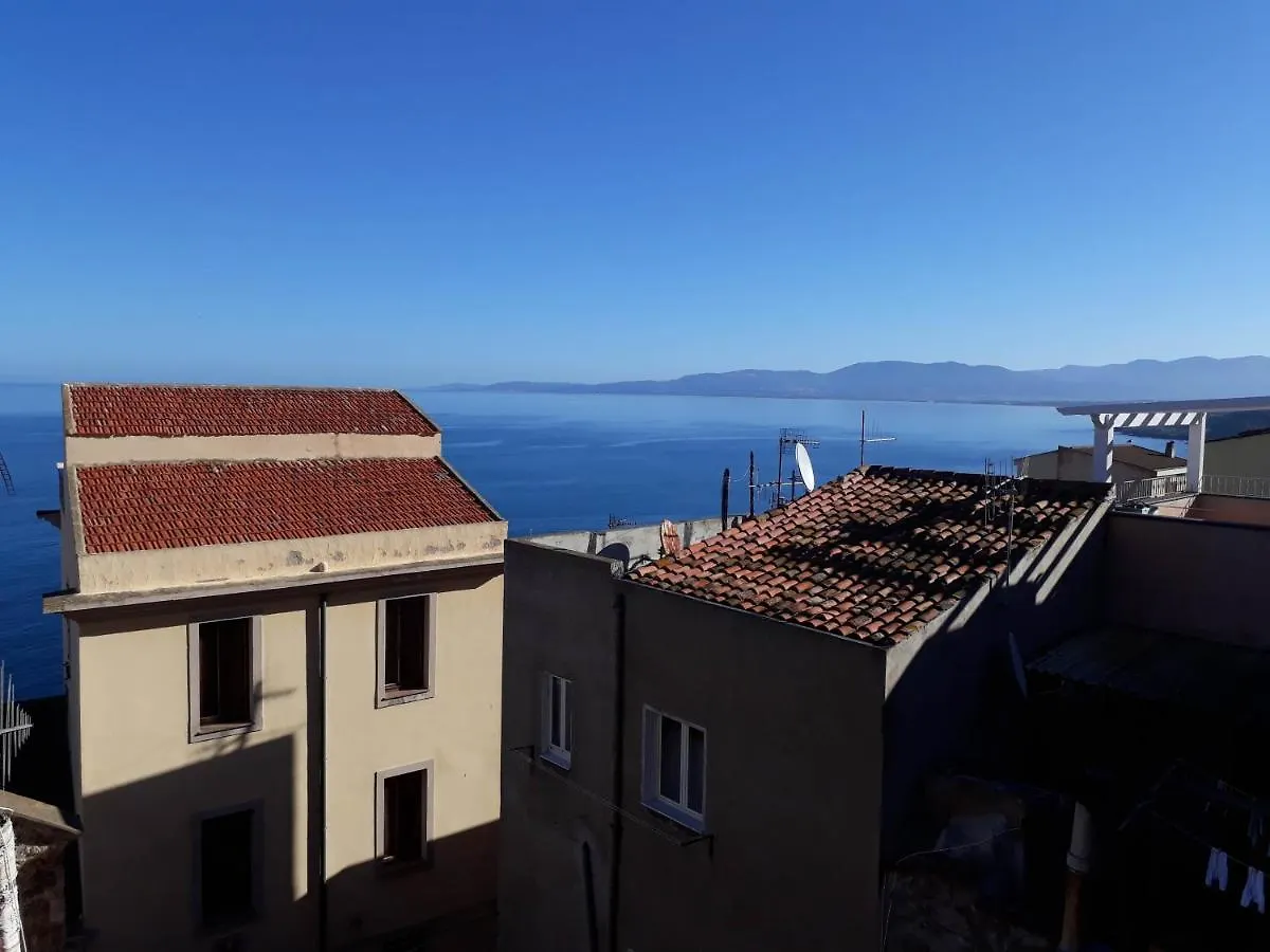 L'Antico Faro Bed & Breakfast Castelsardo 0*,